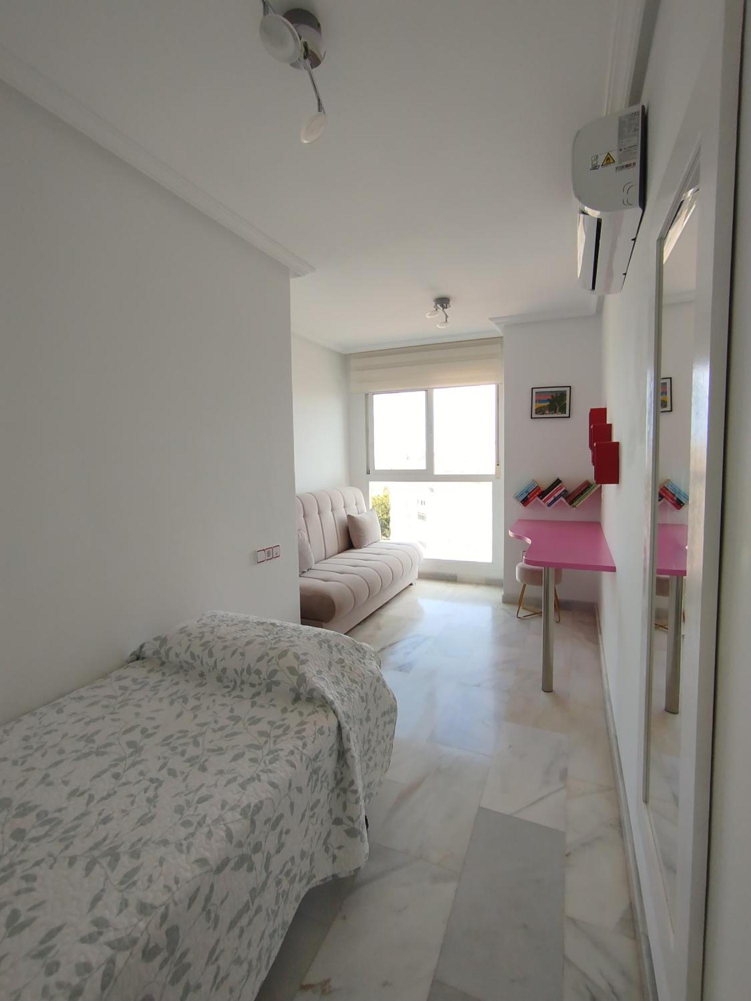 Atico Duplex Con Vistas Al Mar. Dos Plazas De Garaje Torremolinos Exterior foto